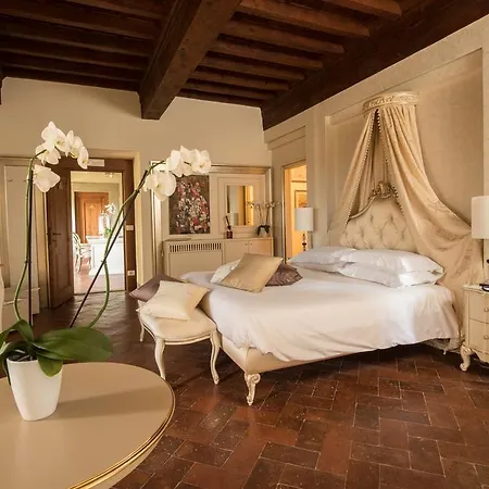 Country house Rospigliosi Lamporecchio
